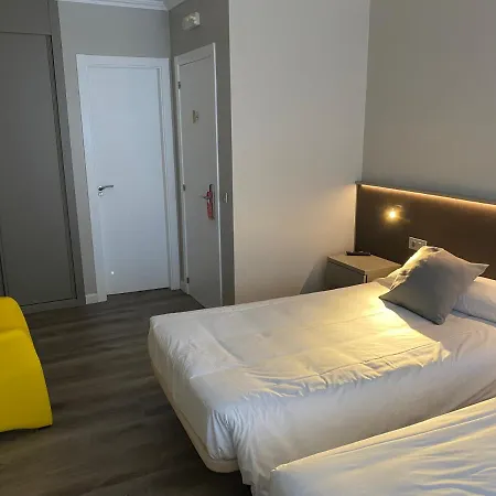 Alta Hotel 3*