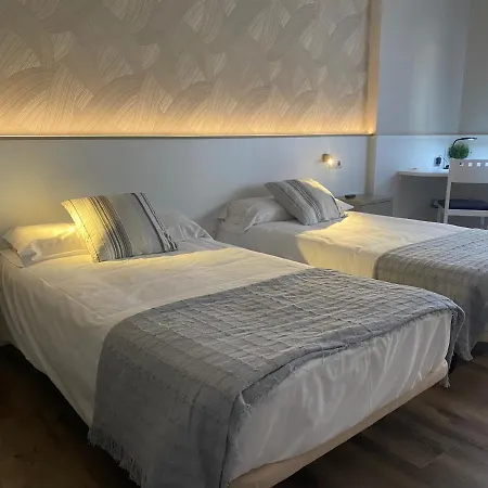 Hotel Alta 3*